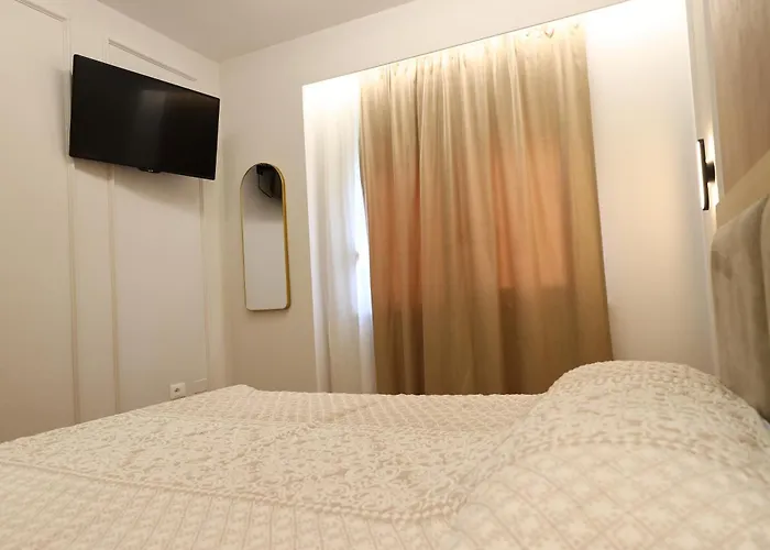 Apartament Amel Deluxe *